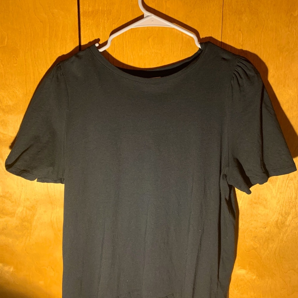 Black Cap Sleeve Top